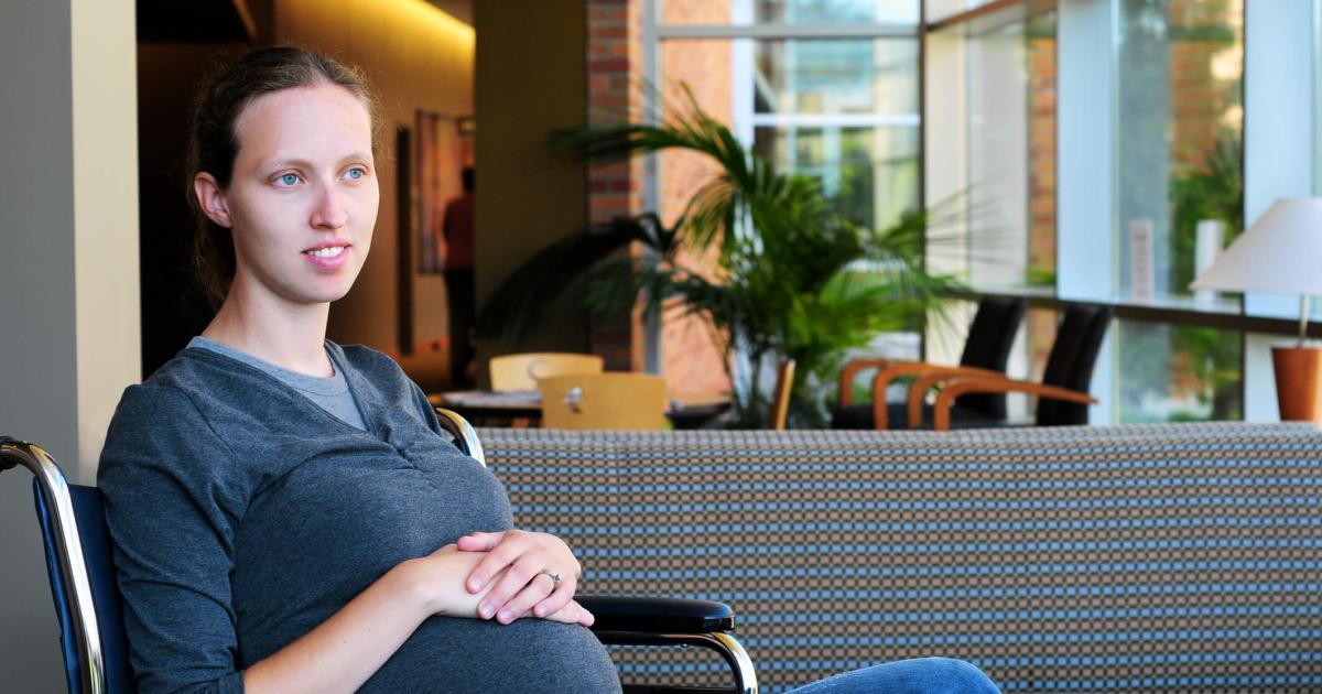 Schwanger mit einer Behinderung und begleitete Elternschaft